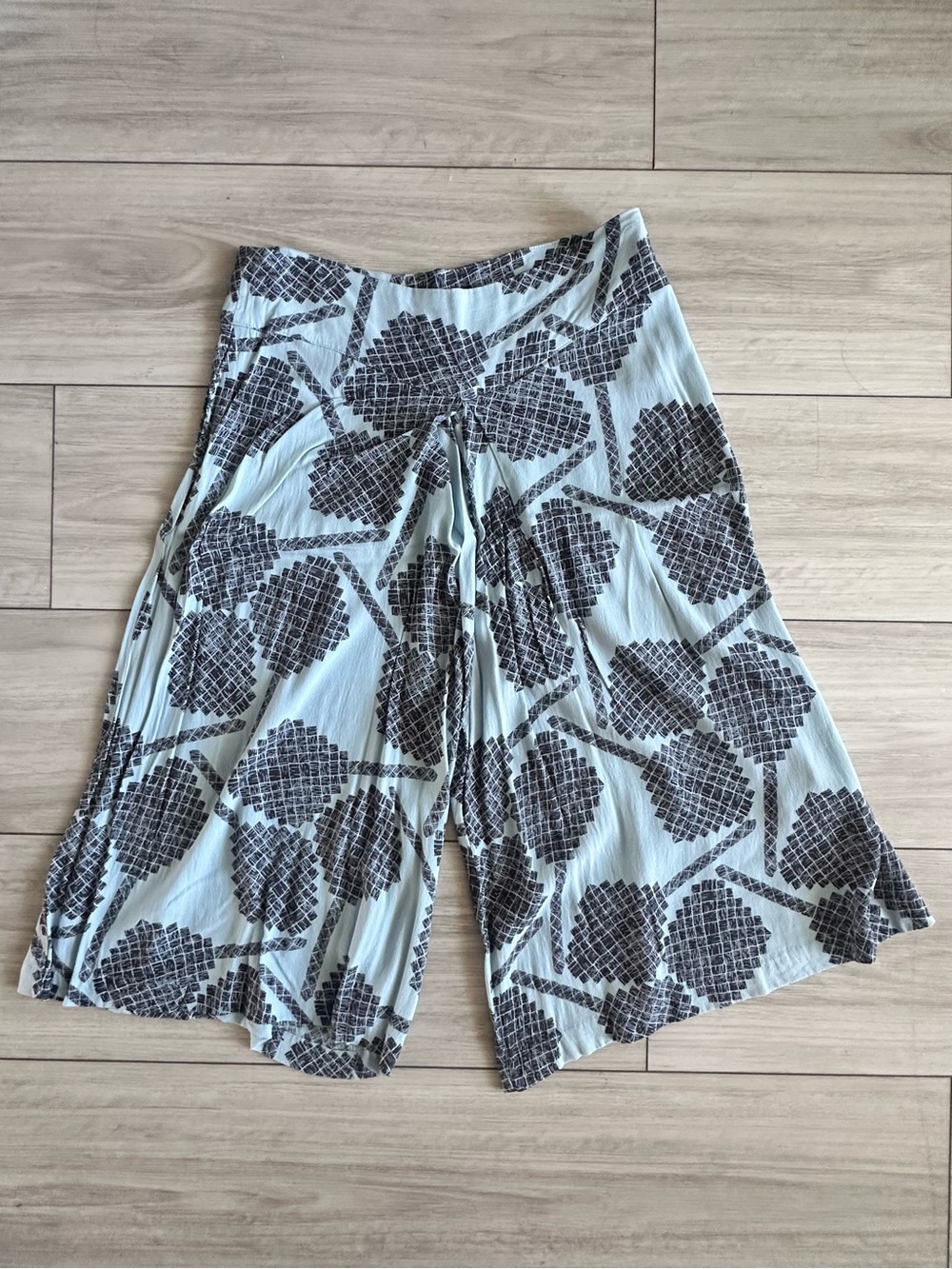 Manaola Wide Leg Pants